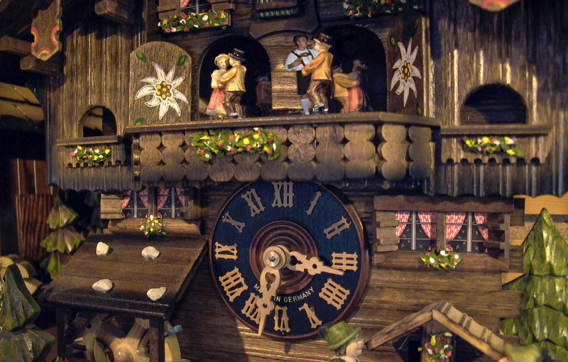 Clock Olaf